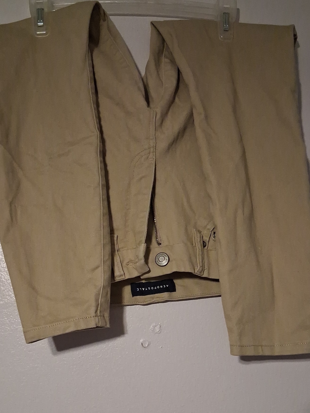 Aeropostale Girls Tan Khaki Curvy Jegging Pants 4 Short